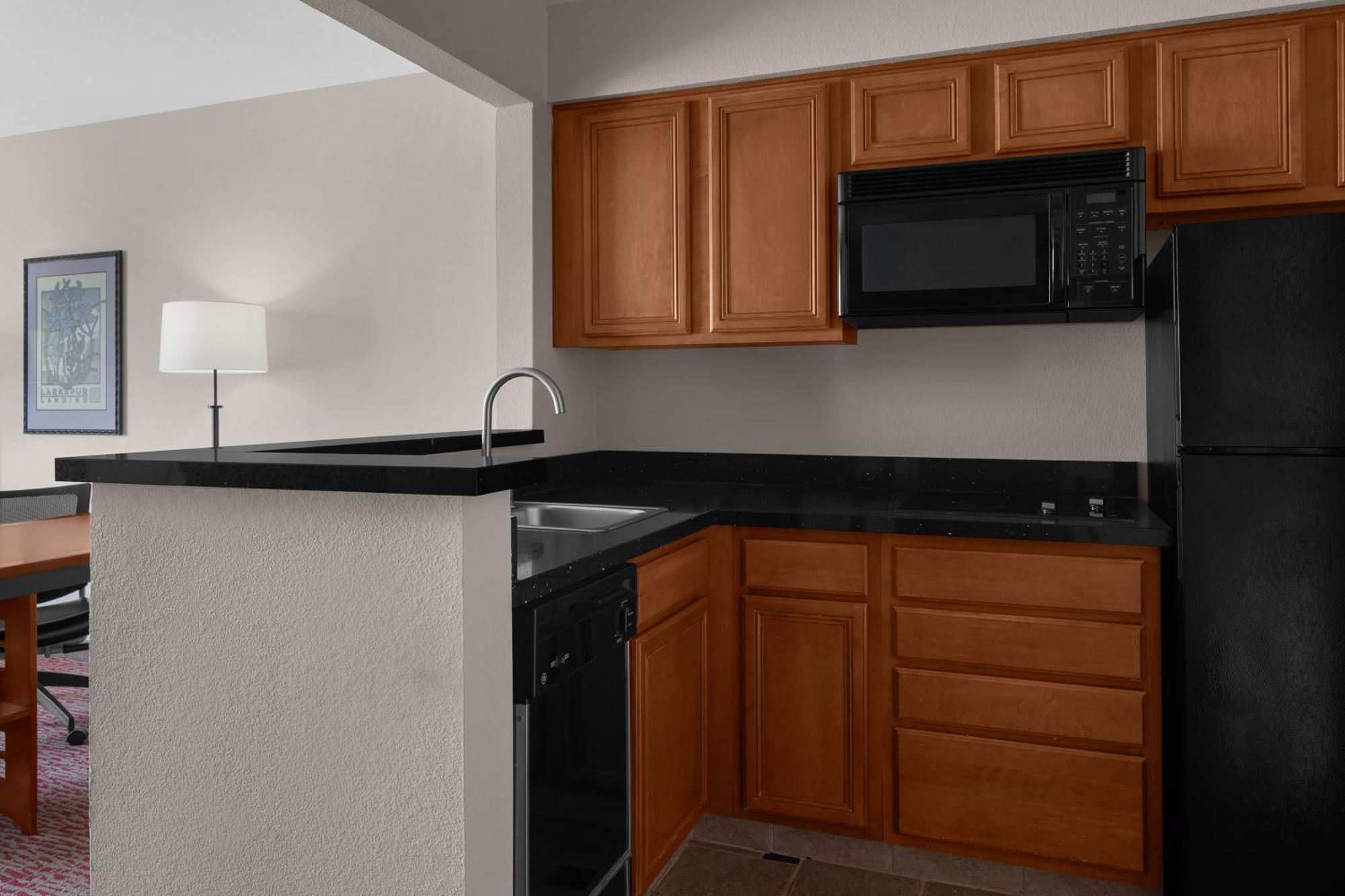 Larkspur Landing Extended Stay Suites Кембъл Екстериор снимка