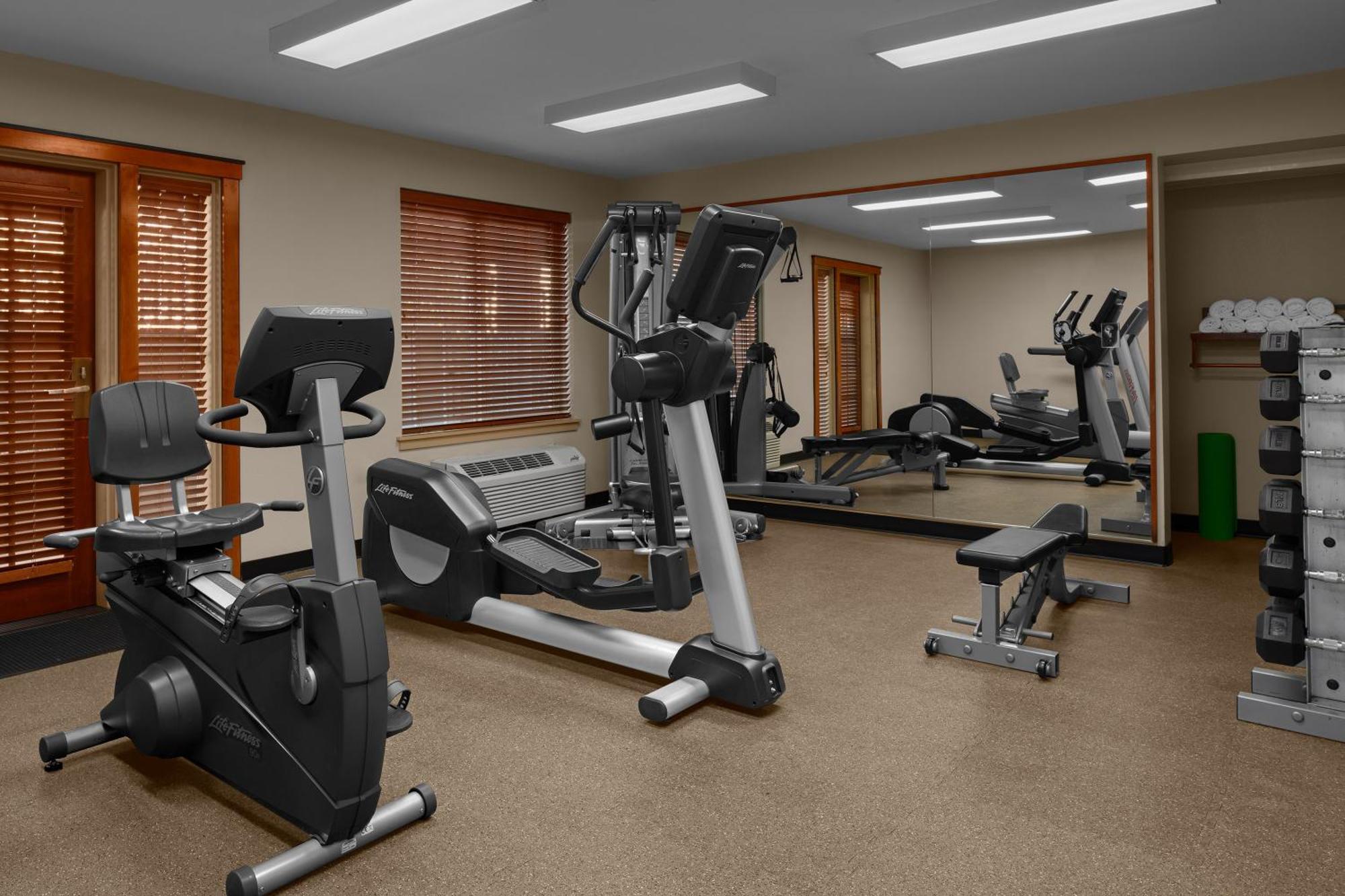 Larkspur Landing Extended Stay Suites Кембъл Екстериор снимка